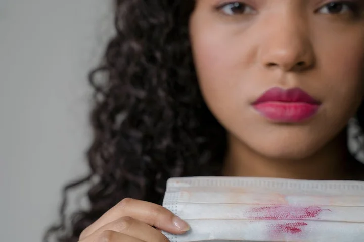 How Did We Go From Ashes and Fat to Stain-Fighting Detergents?