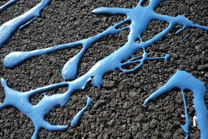 Why Do Oil Stains Penetrate Concrete and How Can You Lift Them Out?