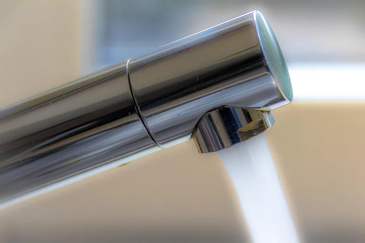 How to Remove Stains from Stainless Steel Appliances and Sinks